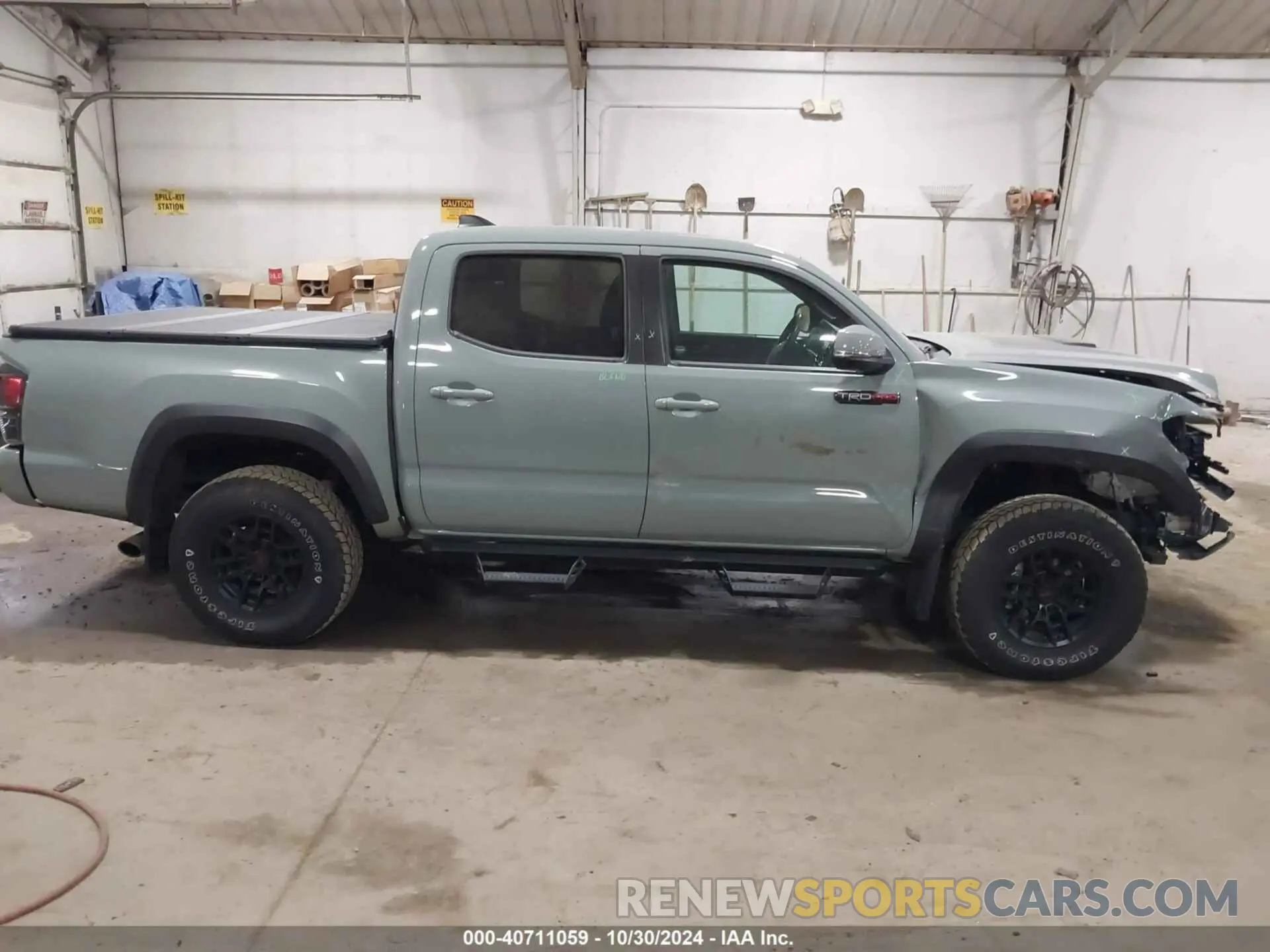 13 fotografías del automóvil dañado 5TFCZ5AN4MX256102 TOYOTA TACOMA 2021