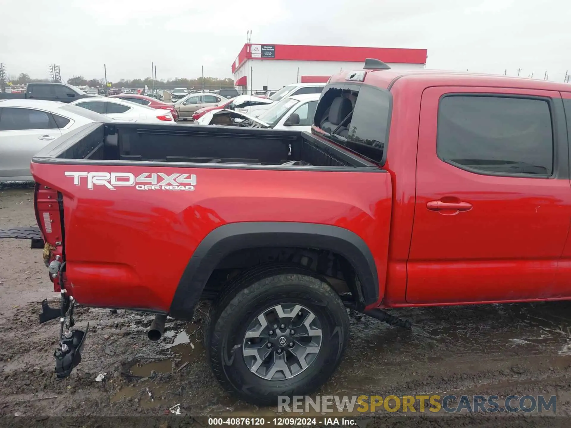 13 fotografías del automóvil dañado 5TFCZ5AN5MX260305 TOYOTA TACOMA 2021