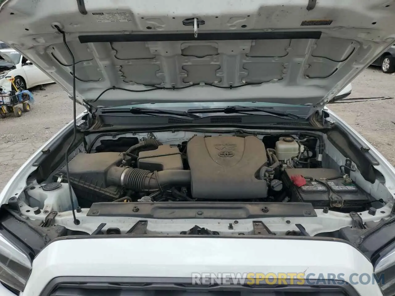 11 fotografías del automóvil dañado 5TFCZ5AN5MX260773 TOYOTA TACOMA 2021