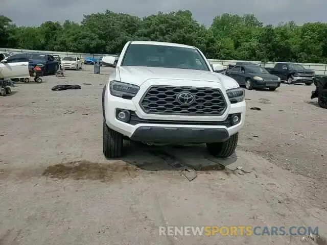 13 fotografías del automóvil dañado 5TFCZ5AN5MX260773 TOYOTA TACOMA 2021