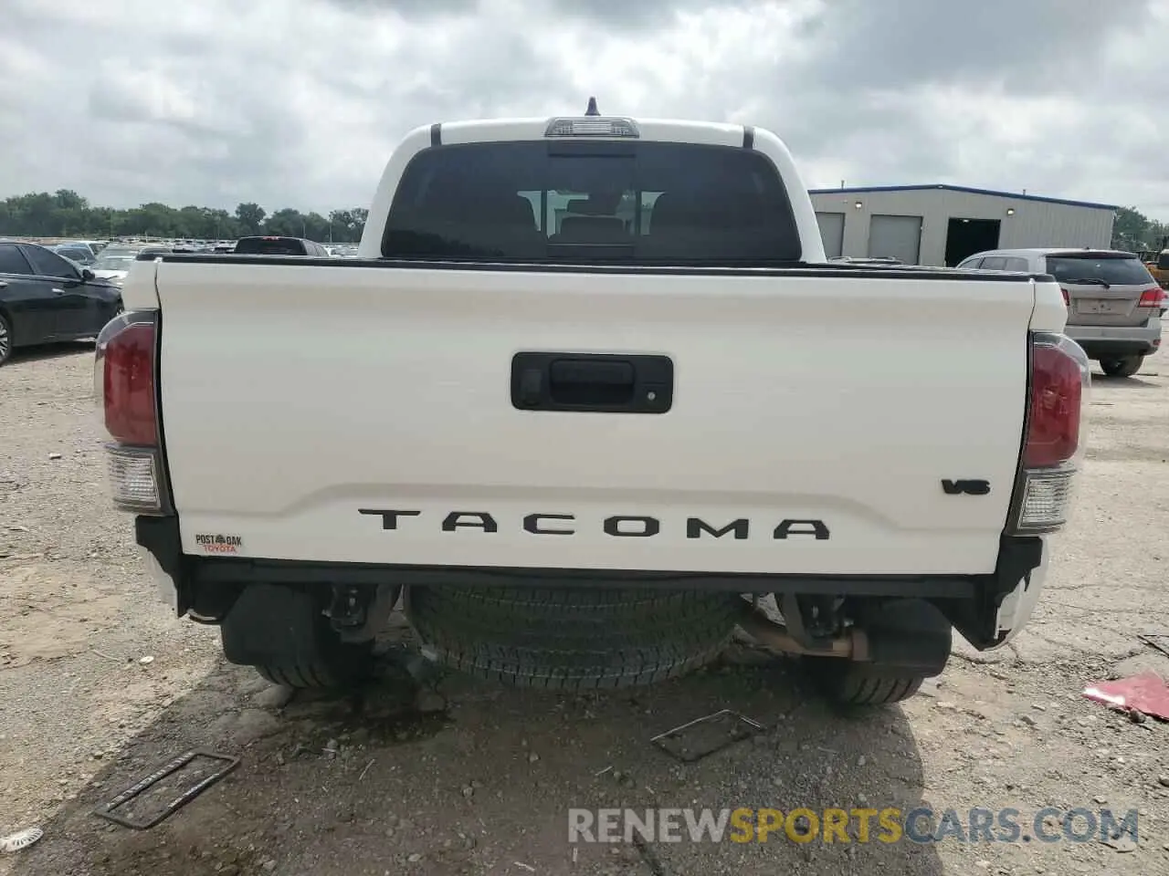 6 fotografías del automóvil dañado 5TFCZ5AN5MX260773 TOYOTA TACOMA 2021