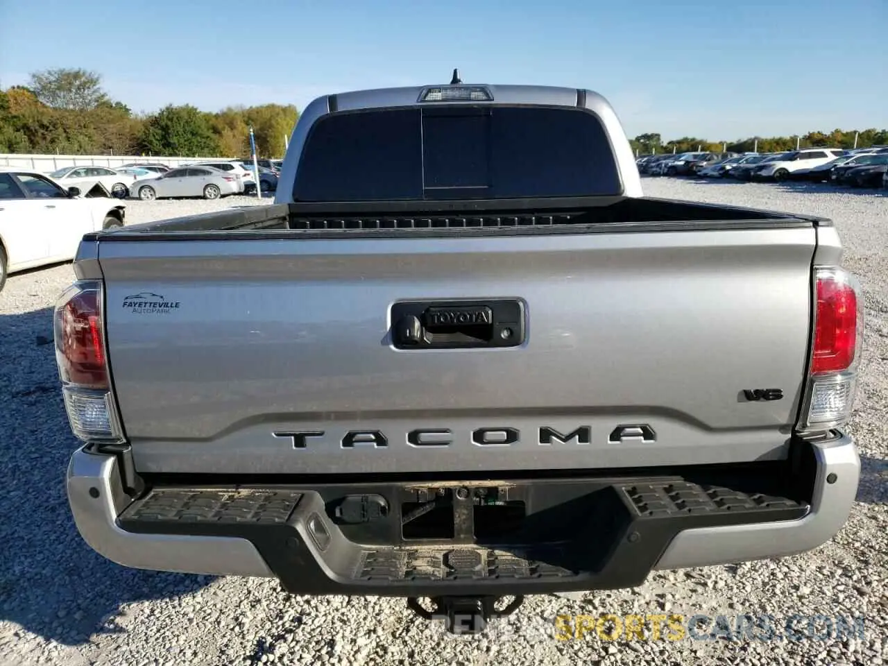 6 fotografías del automóvil dañado 5TFCZ5AN5MX273278 TOYOTA TACOMA 2021
