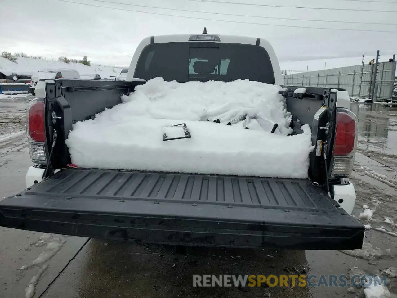6 fotografías del automóvil dañado 5TFCZ5AN6MX257171 TOYOTA TACOMA 2021