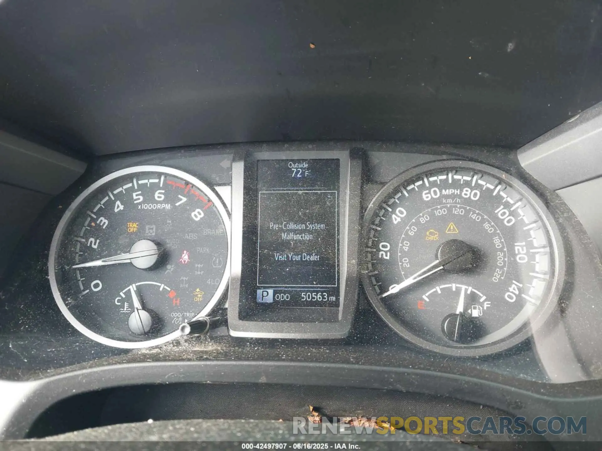 7 fotografías del automóvil dañado 5TFCZ5AN7MX255512 TOYOTA TACOMA 2021