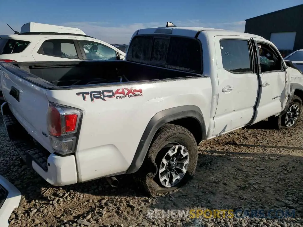 3 fotografías del automóvil dañado 5TFCZ5AN7MX264808 TOYOTA TACOMA 2021