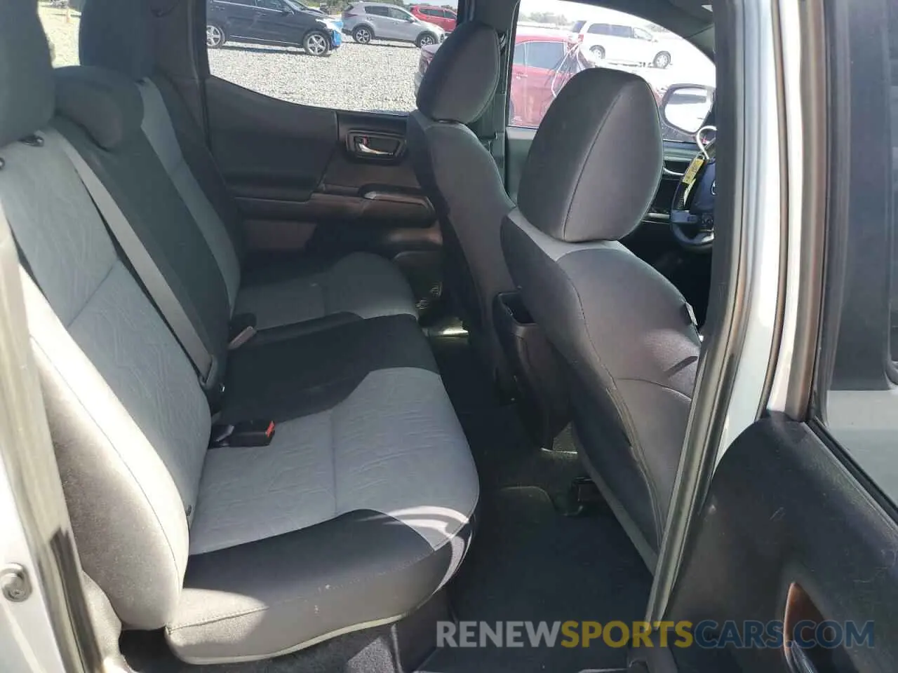 10 fotografías del automóvil dañado 5TFCZ5AN7MX276991 TOYOTA TACOMA 2021