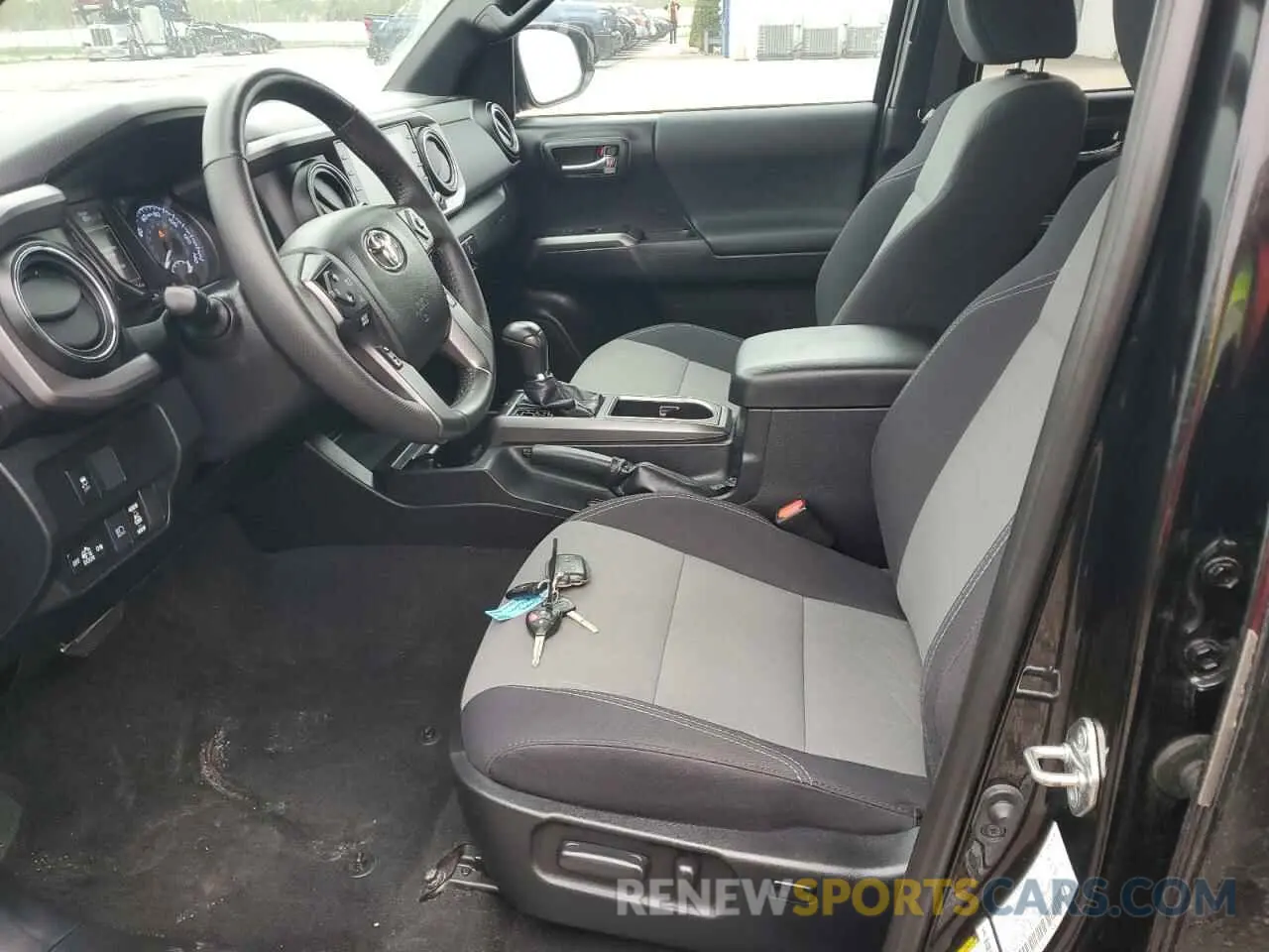 7 fotografías del automóvil dañado 5TFCZ5AN8MX248956 TOYOTA TACOMA 2021