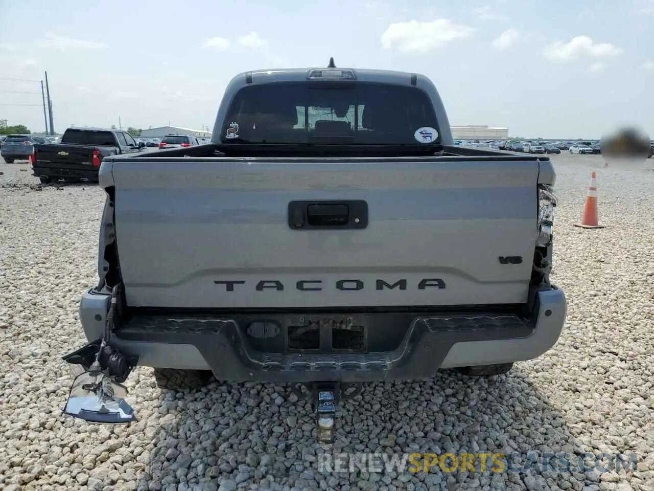6 fotografías del automóvil dañado 5TFCZ5AN8MX256328 TOYOTA TACOMA 2021