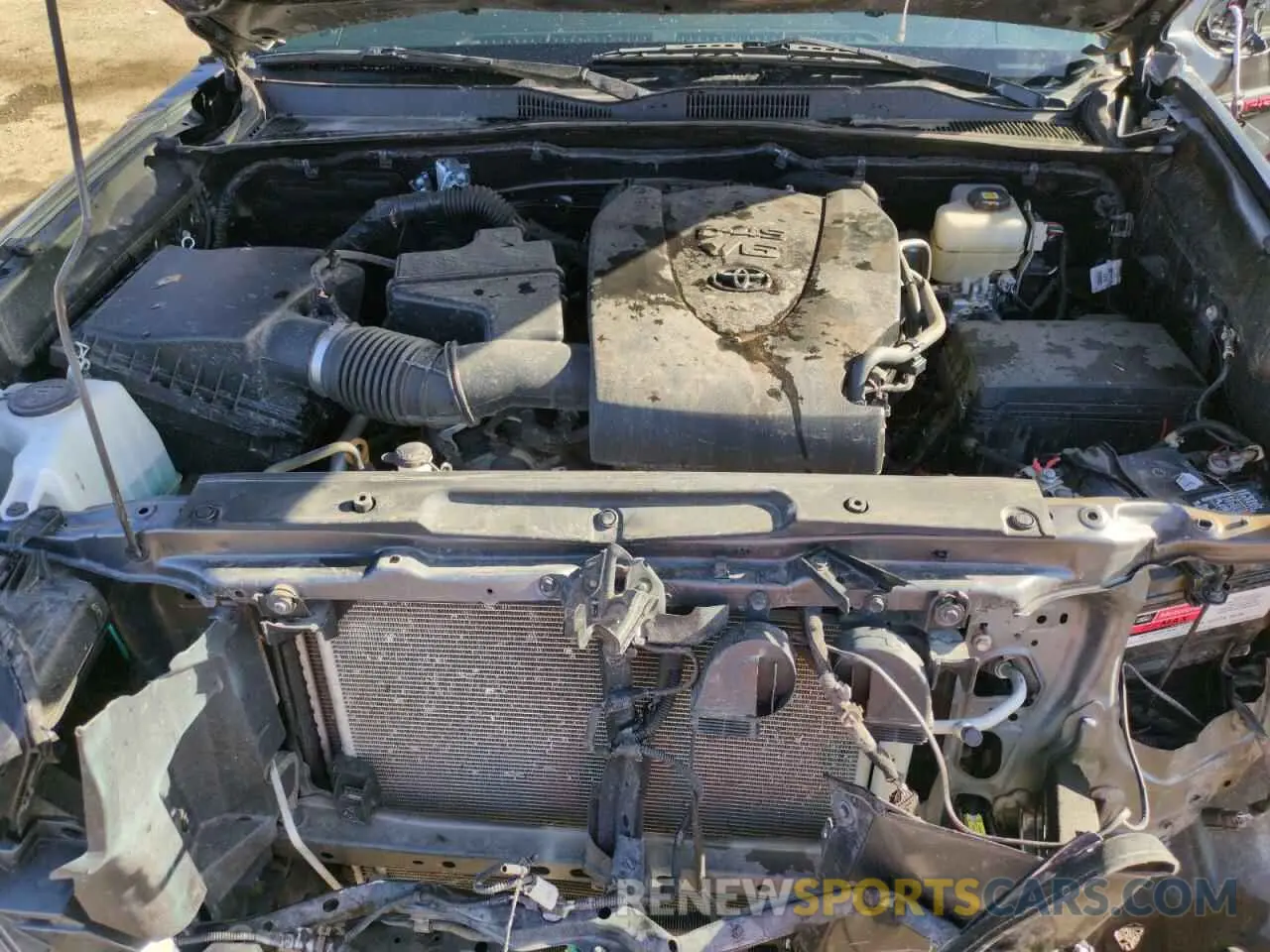 11 fotografías del automóvil dañado 5TFCZ5AN8MX268415 TOYOTA TACOMA 2021