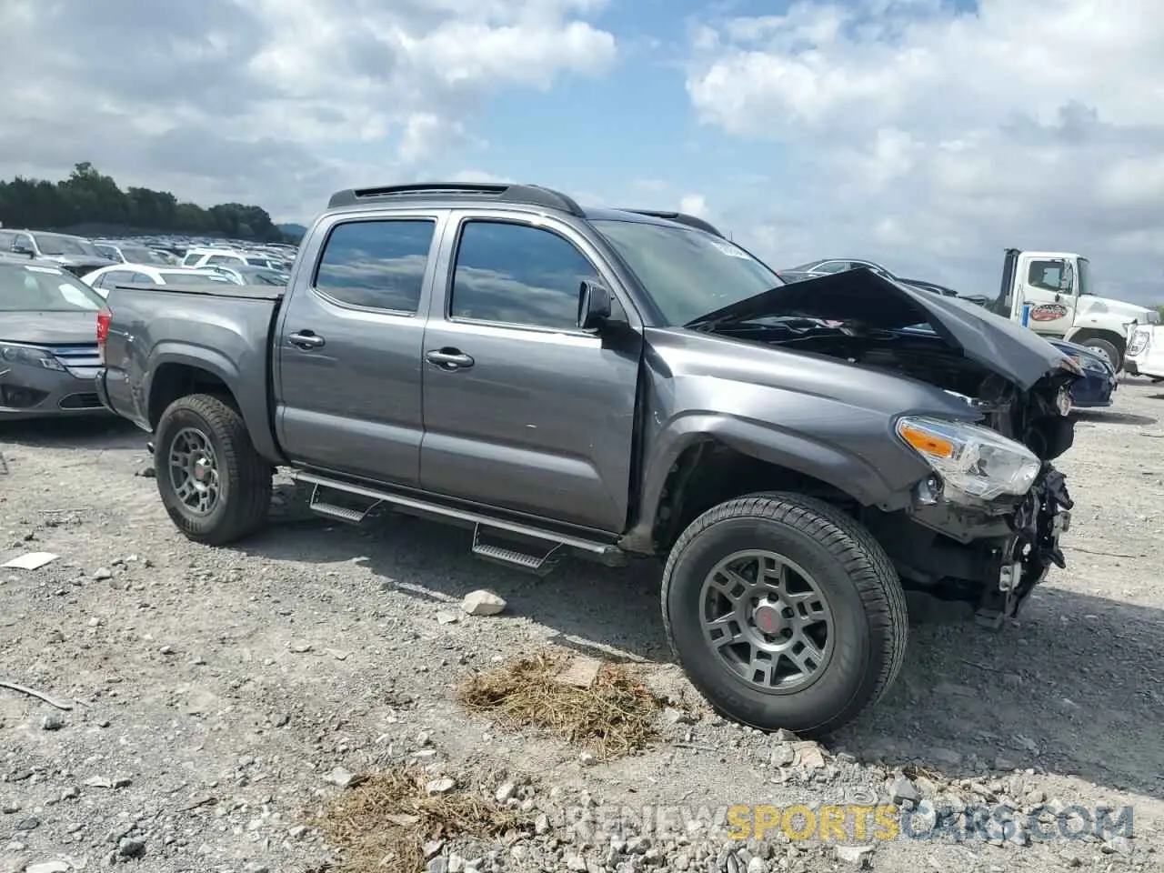 4 fotografías del automóvil dañado 5TFCZ5AN8MX272061 TOYOTA TACOMA 2021