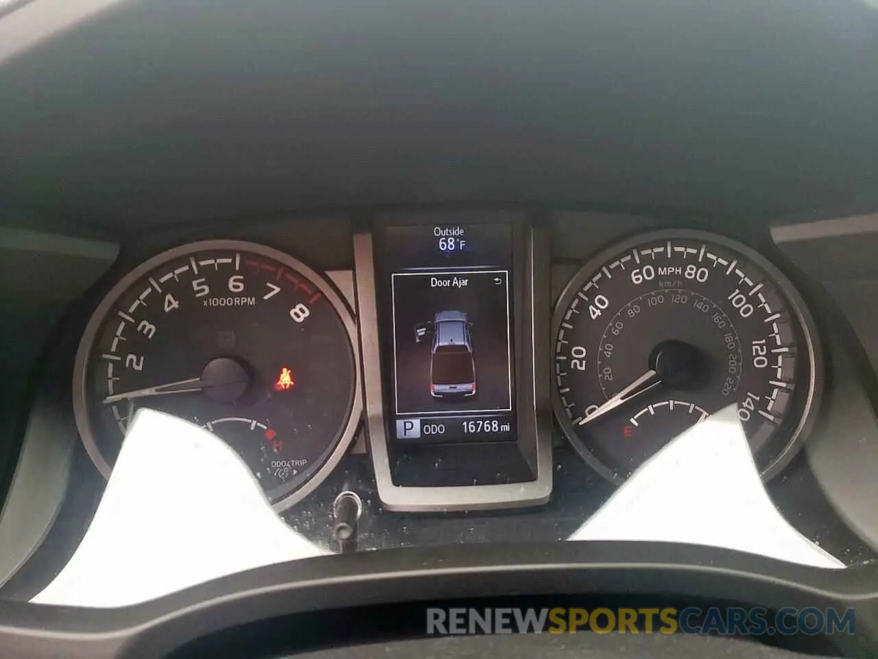 9 fotografías del automóvil dañado 5TFCZ5AN9MX245984 TOYOTA TACOMA 2021