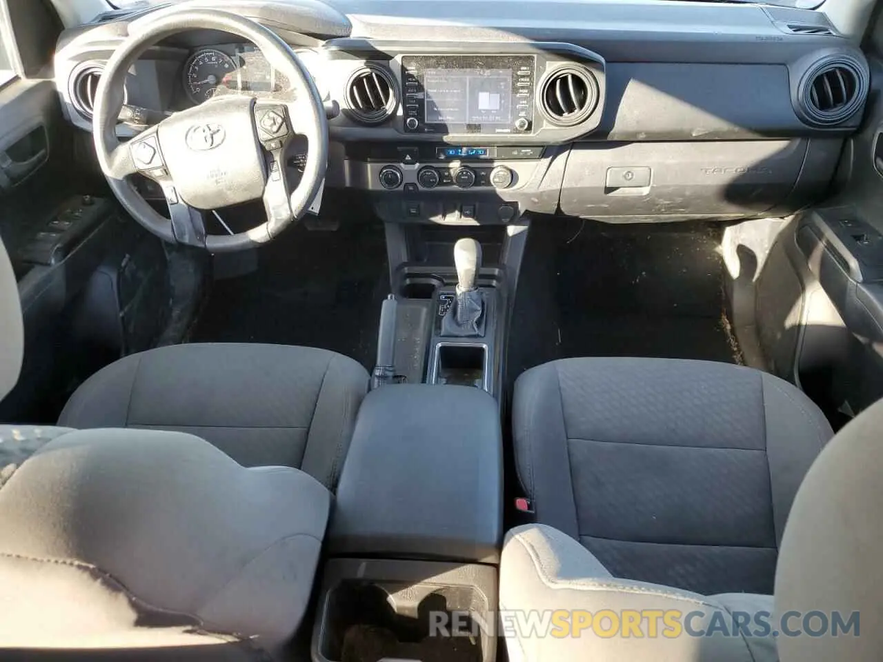 8 fotografías del automóvil dañado 5TFCZ5AN9MX254555 TOYOTA TACOMA 2021