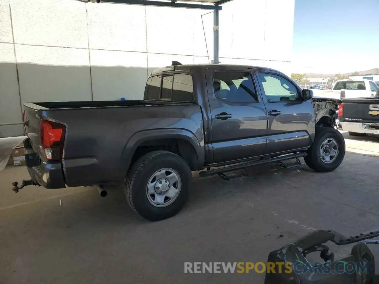 3 fotografías del automóvil dañado 5TFCZ5AN9MX257973 TOYOTA TACOMA 2021