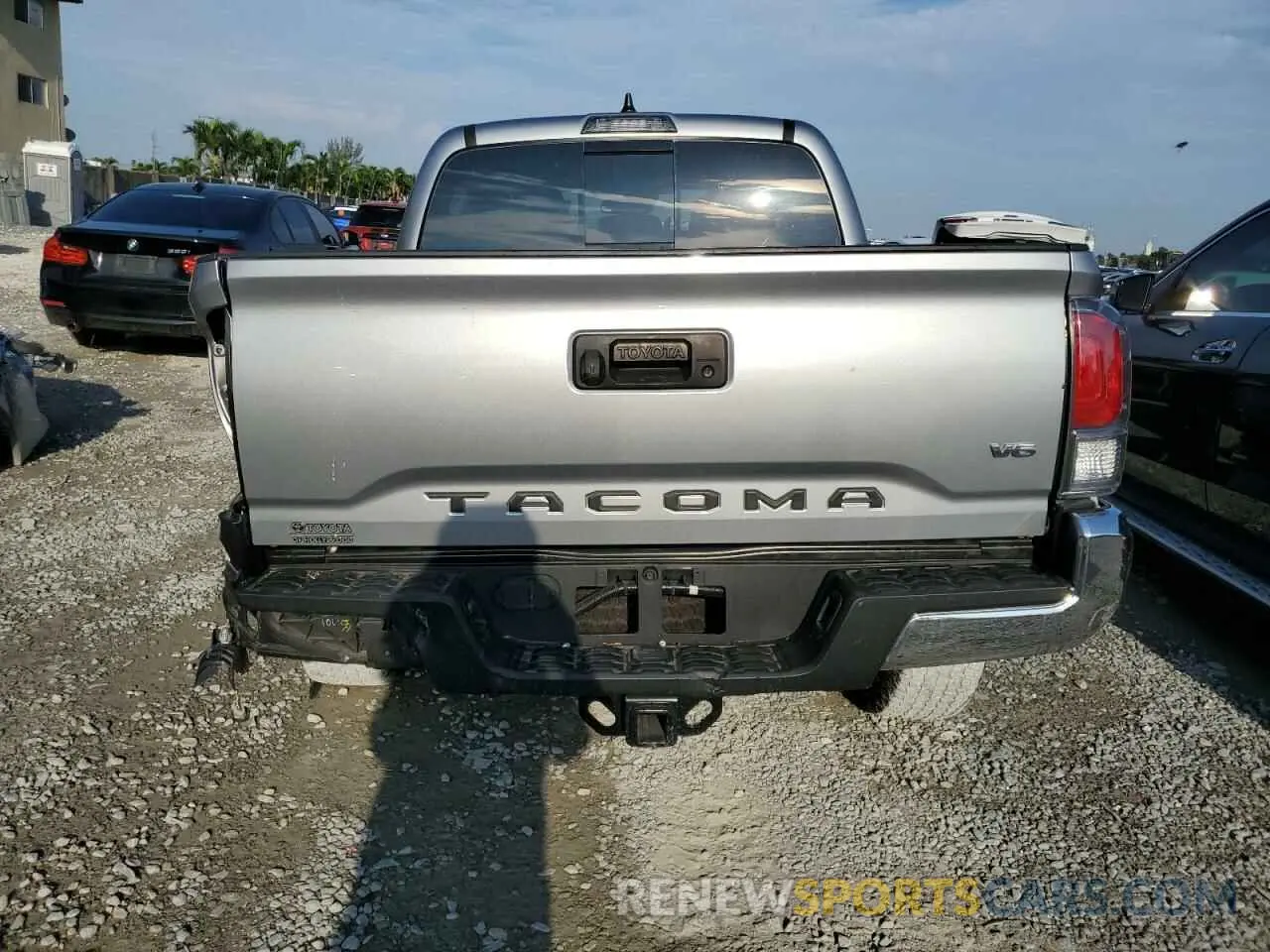 6 fotografías del automóvil dañado 5TFCZ5AN9MX278385 TOYOTA TACOMA 2021