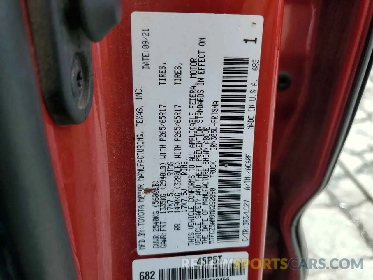 13 fotografías del automóvil dañado 5TFCZ5AN9MX282890 TOYOTA TACOMA 2021