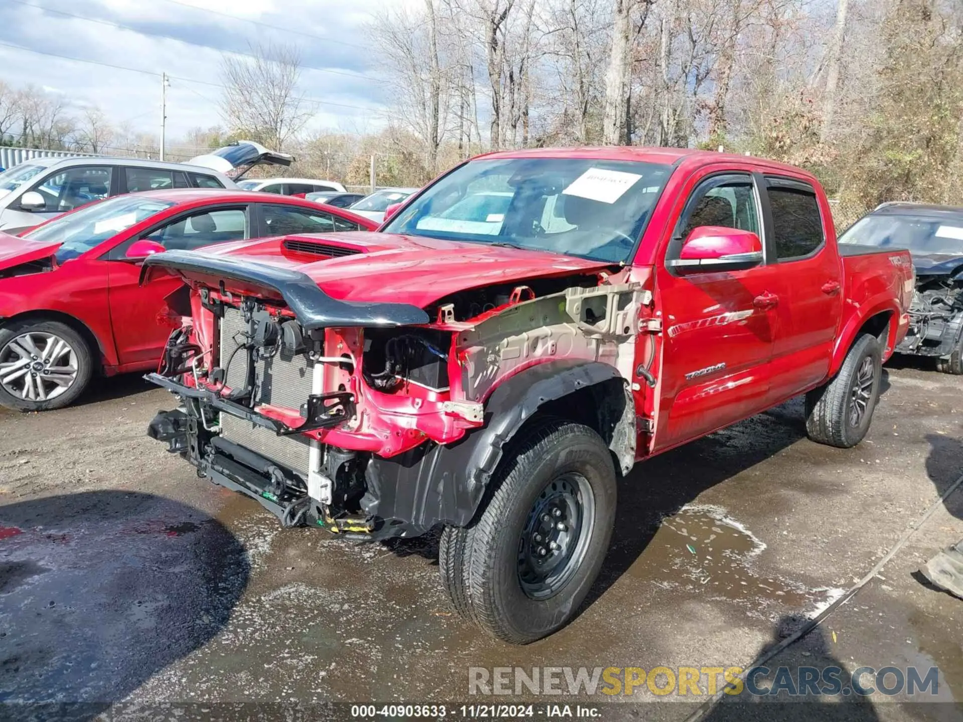 2 fotografías del automóvil dañado 5TFCZ5ANXMX250742 TOYOTA TACOMA 2021