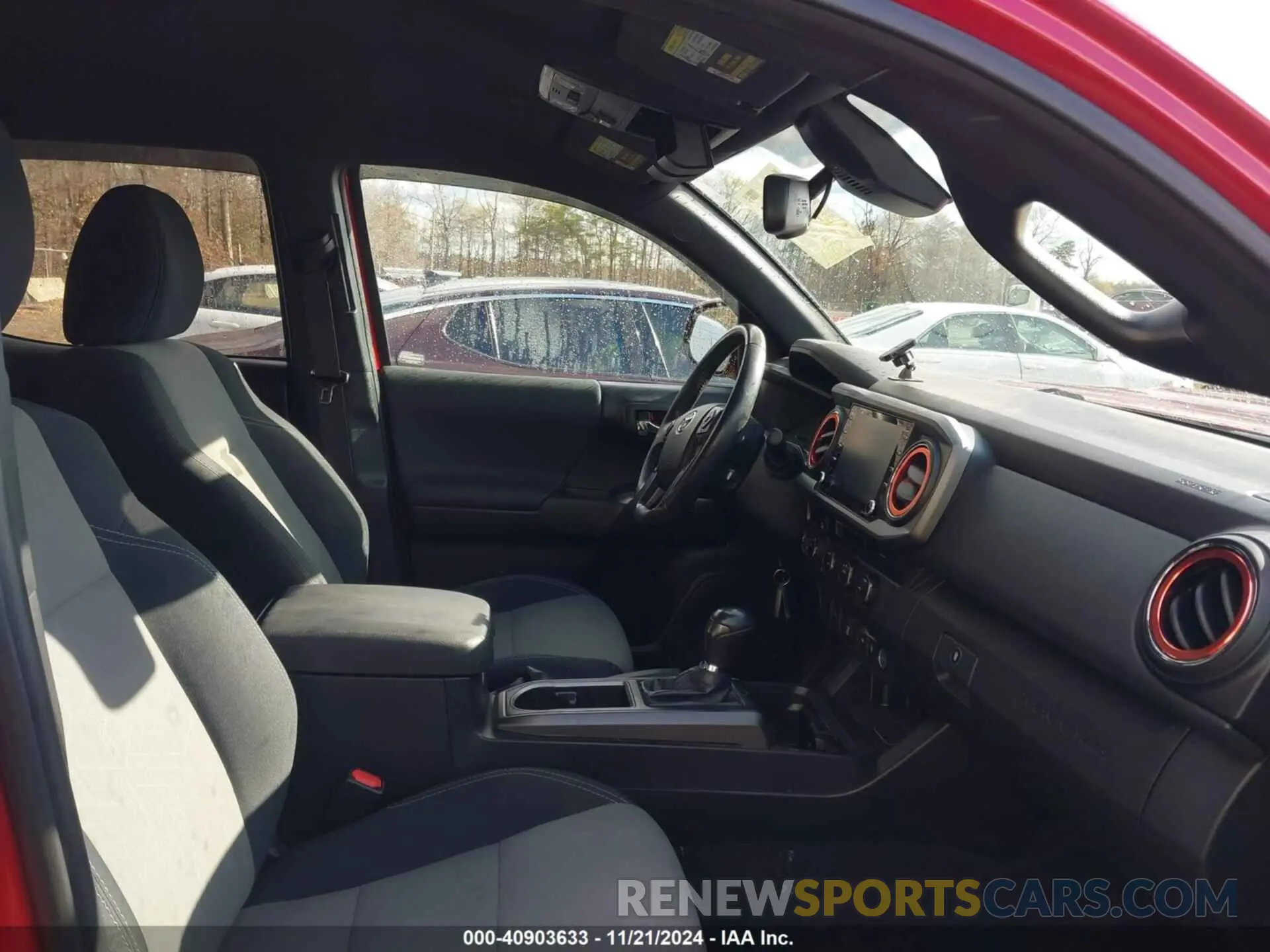 5 fotografías del automóvil dañado 5TFCZ5ANXMX250742 TOYOTA TACOMA 2021