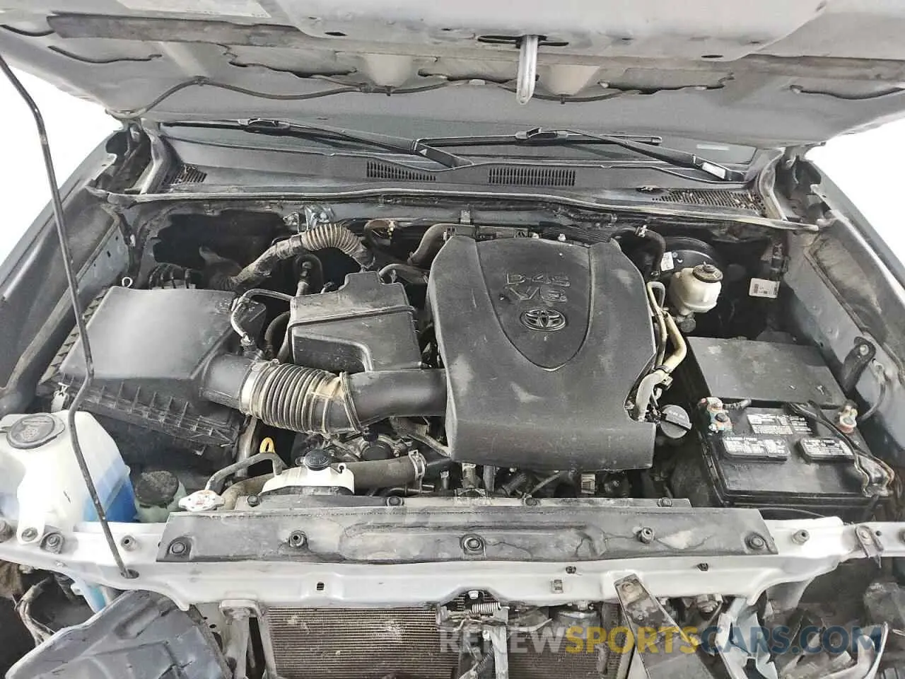 11 fotografías del automóvil dañado 5TFCZ5ANXMX275818 TOYOTA TACOMA 2021