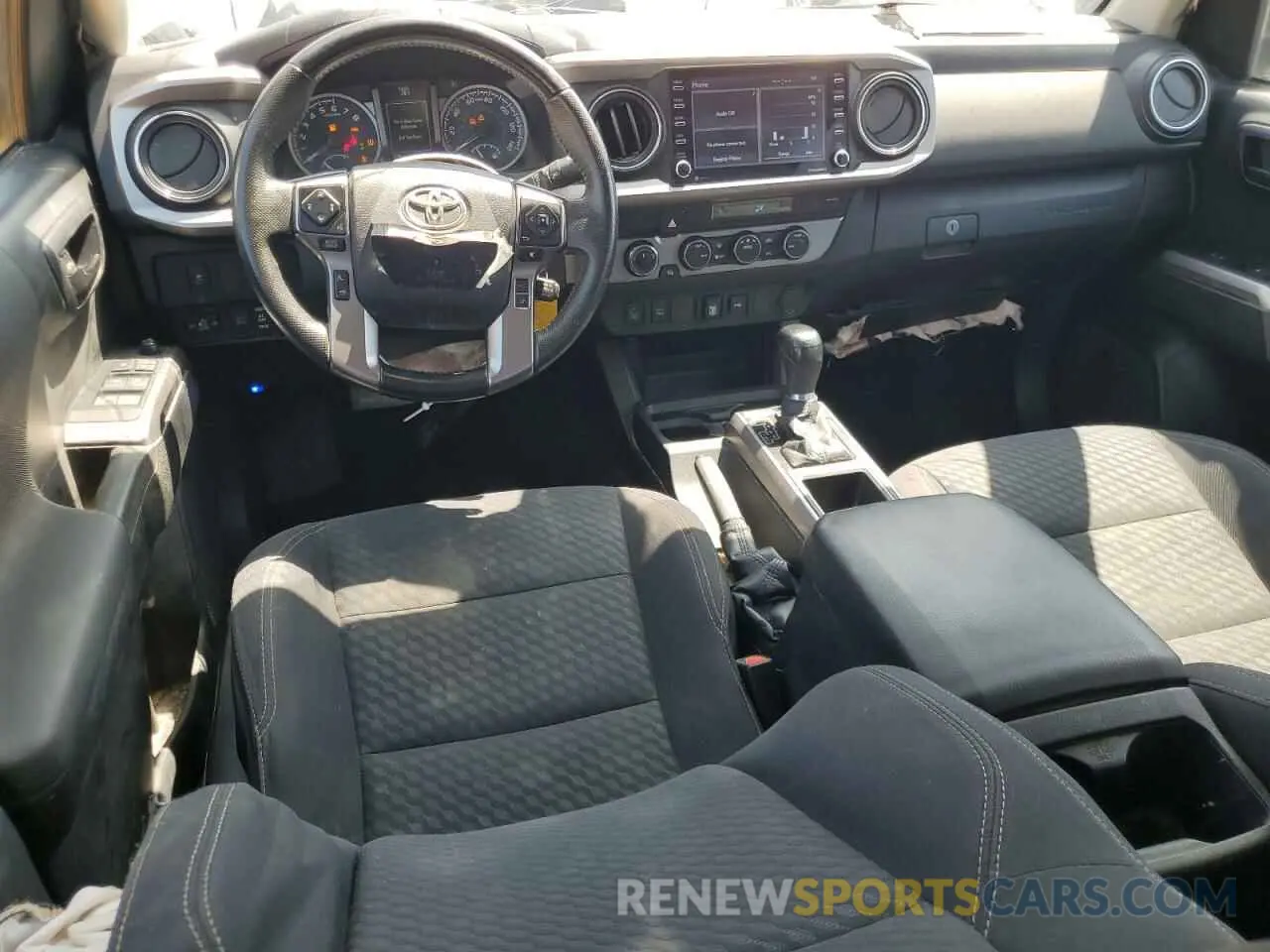 8 fotografías del automóvil dañado 5TFCZ5ANXMX275818 TOYOTA TACOMA 2021