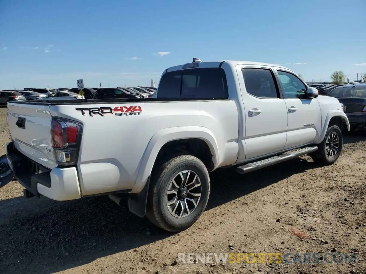 3 fotografías del automóvil dañado 5TFDZ5BN0MX067837 TOYOTA TACOMA 2021
