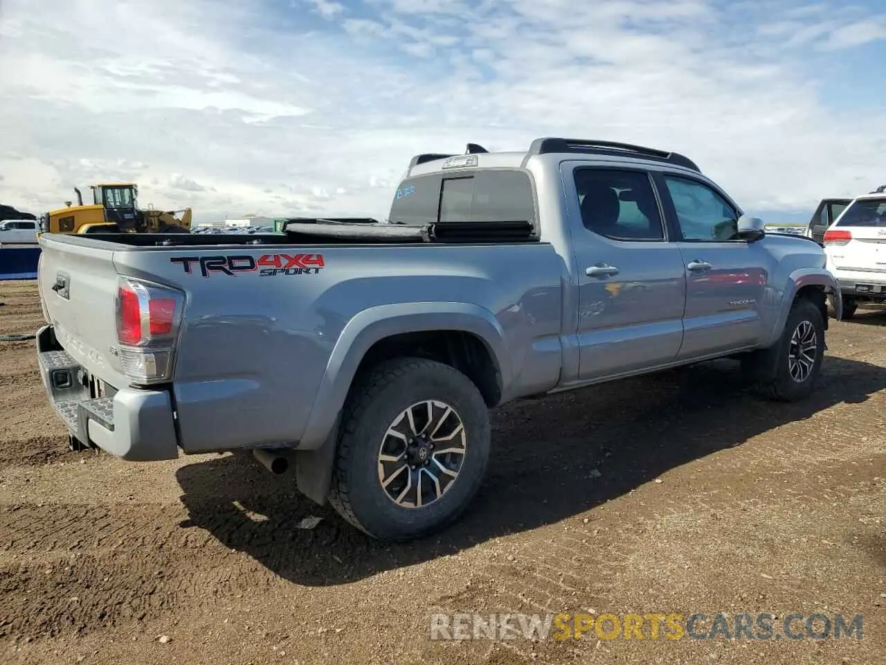 3 fotografías del automóvil dañado 5TFDZ5BN8MX063275 TOYOTA TACOMA 2021
