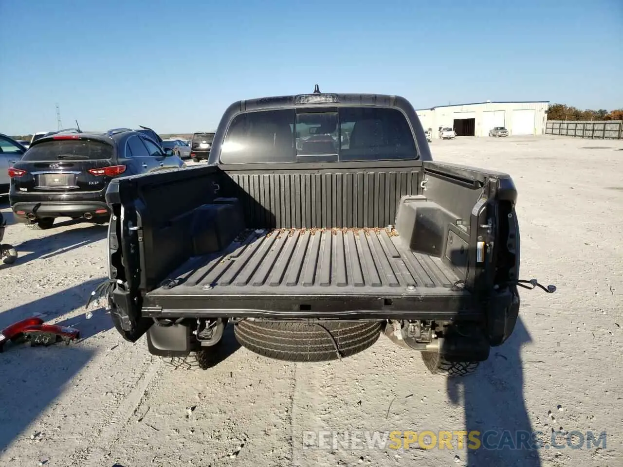 6 fotografías del automóvil dañado 3TMAZ5CN0NM177795 TOYOTA TACOMA 2022
