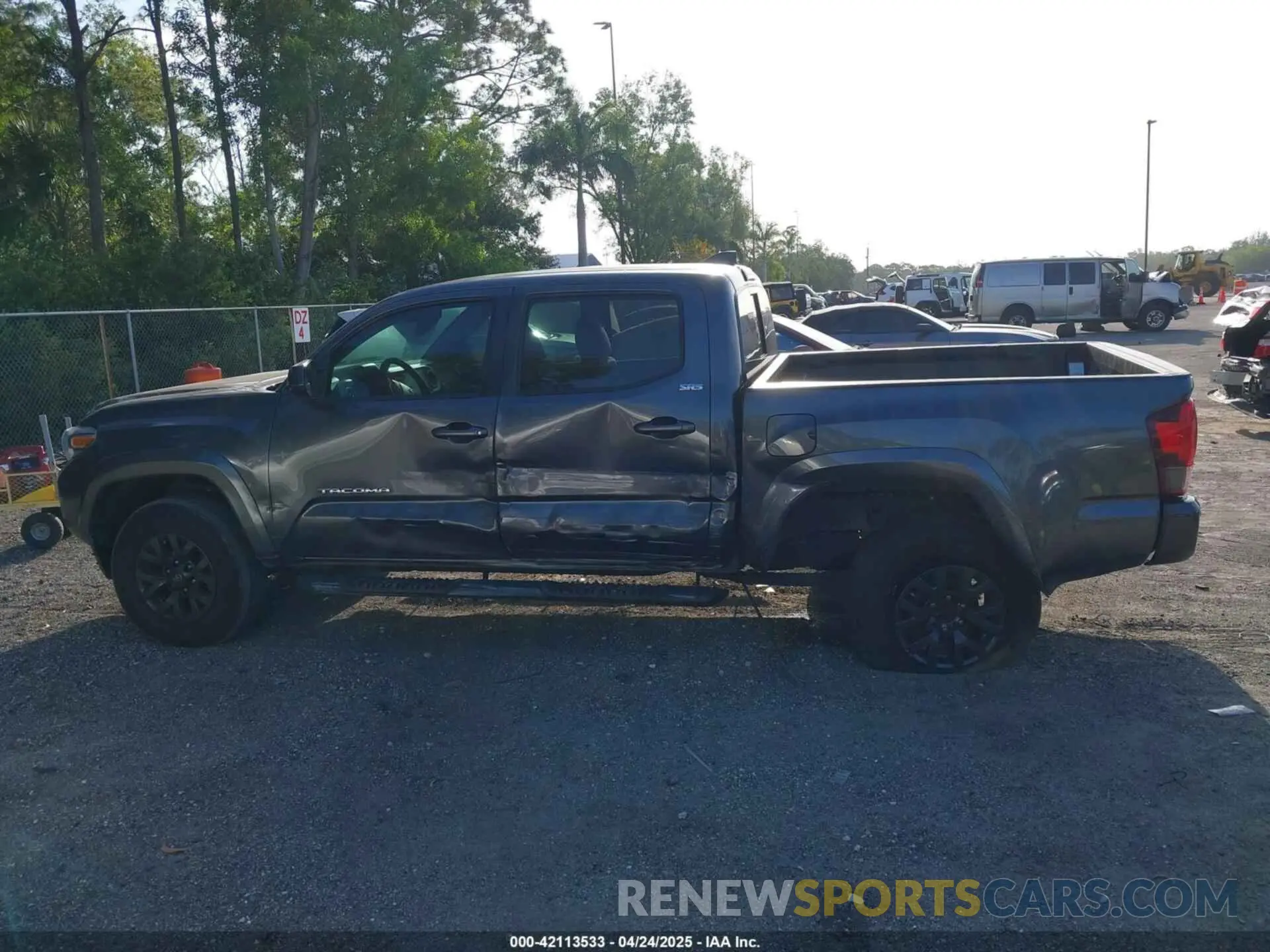 6 fotografías del automóvil dañado 3TMAZ5CN1NM189003 TOYOTA TACOMA 2022