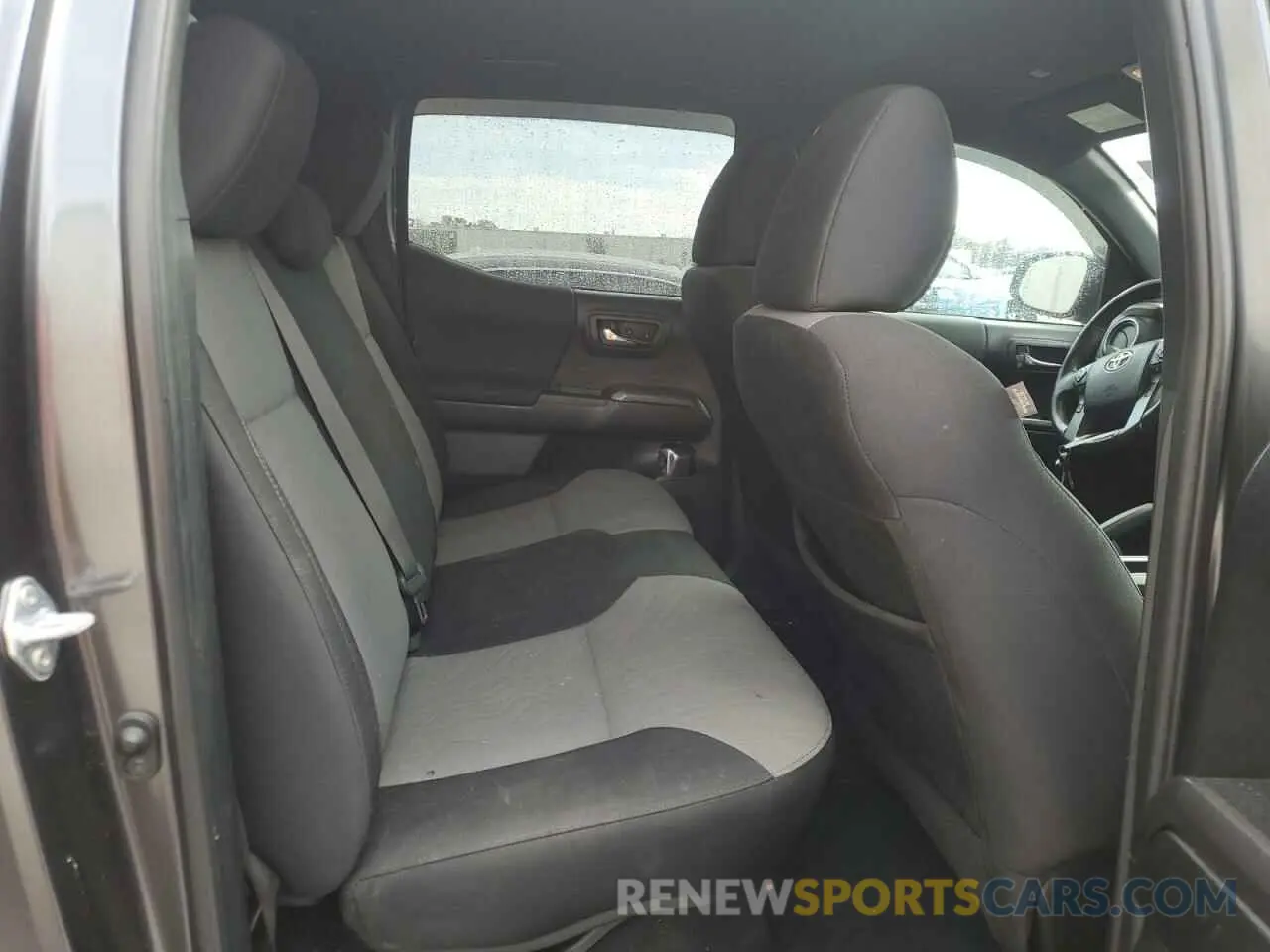 10 fotografías del automóvil dañado 3TMAZ5CN1NM189714 TOYOTA TACOMA 2022