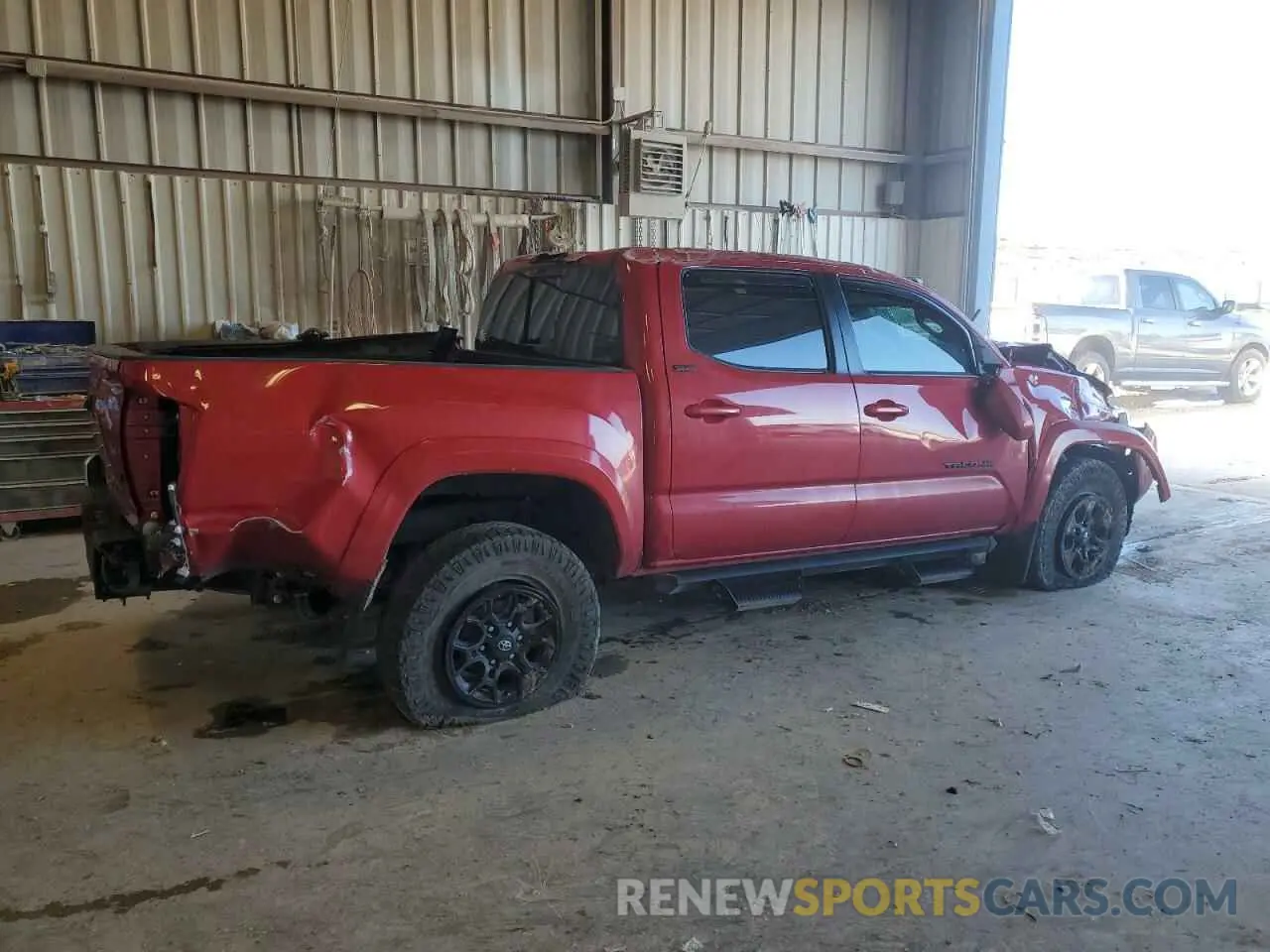 3 fotografías del automóvil dañado 3TMAZ5CN1NM192161 TOYOTA TACOMA 2022
