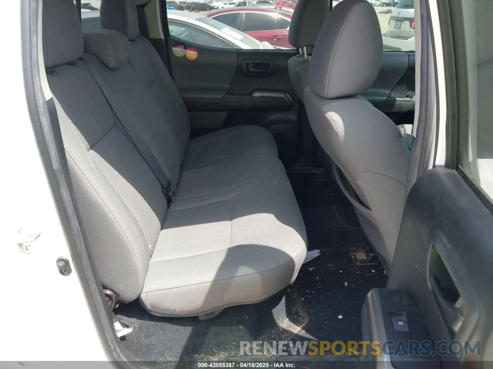 8 fotografías del automóvil dañado 3TMAZ5CN1NM194878 TOYOTA TACOMA 2022