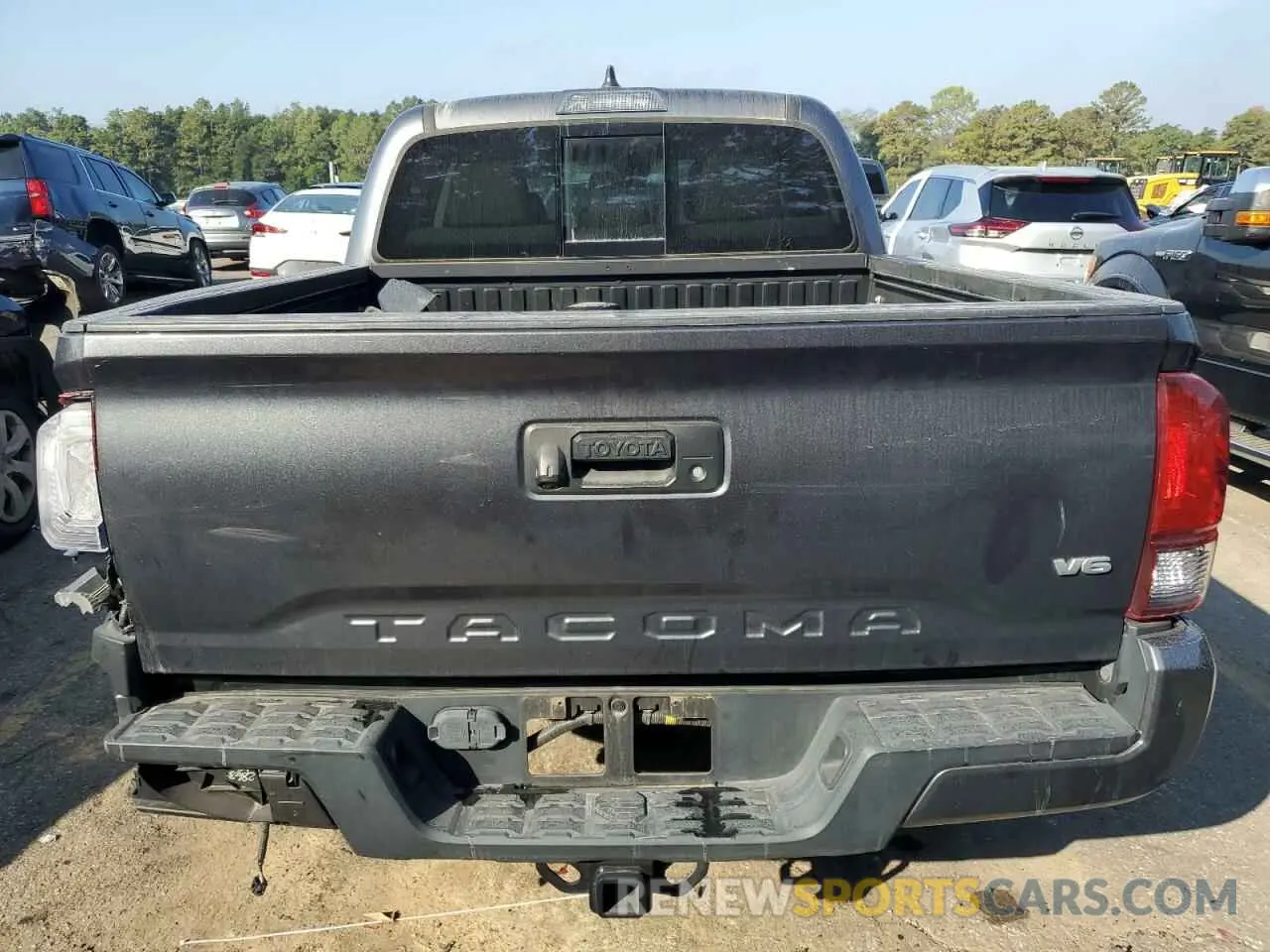 6 fotografías del automóvil dañado 3TMAZ5CN3NM163034 TOYOTA TACOMA 2022