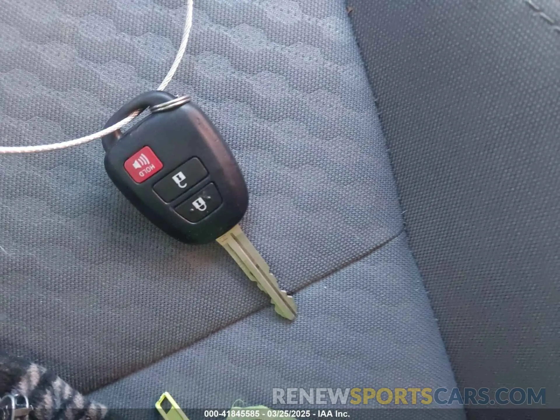 11 fotografías del automóvil dañado 3TMAZ5CN4NM163091 TOYOTA TACOMA 2022