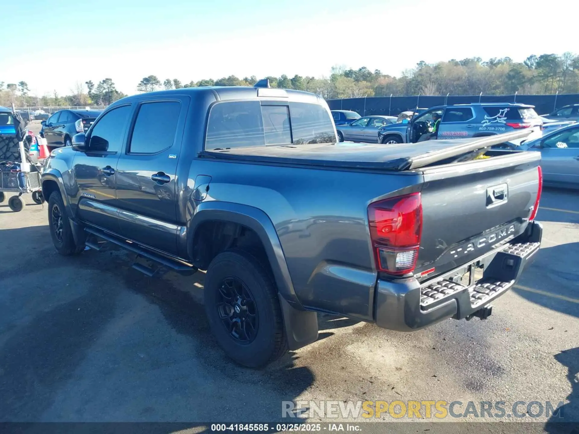 3 fotografías del automóvil dañado 3TMAZ5CN4NM163091 TOYOTA TACOMA 2022