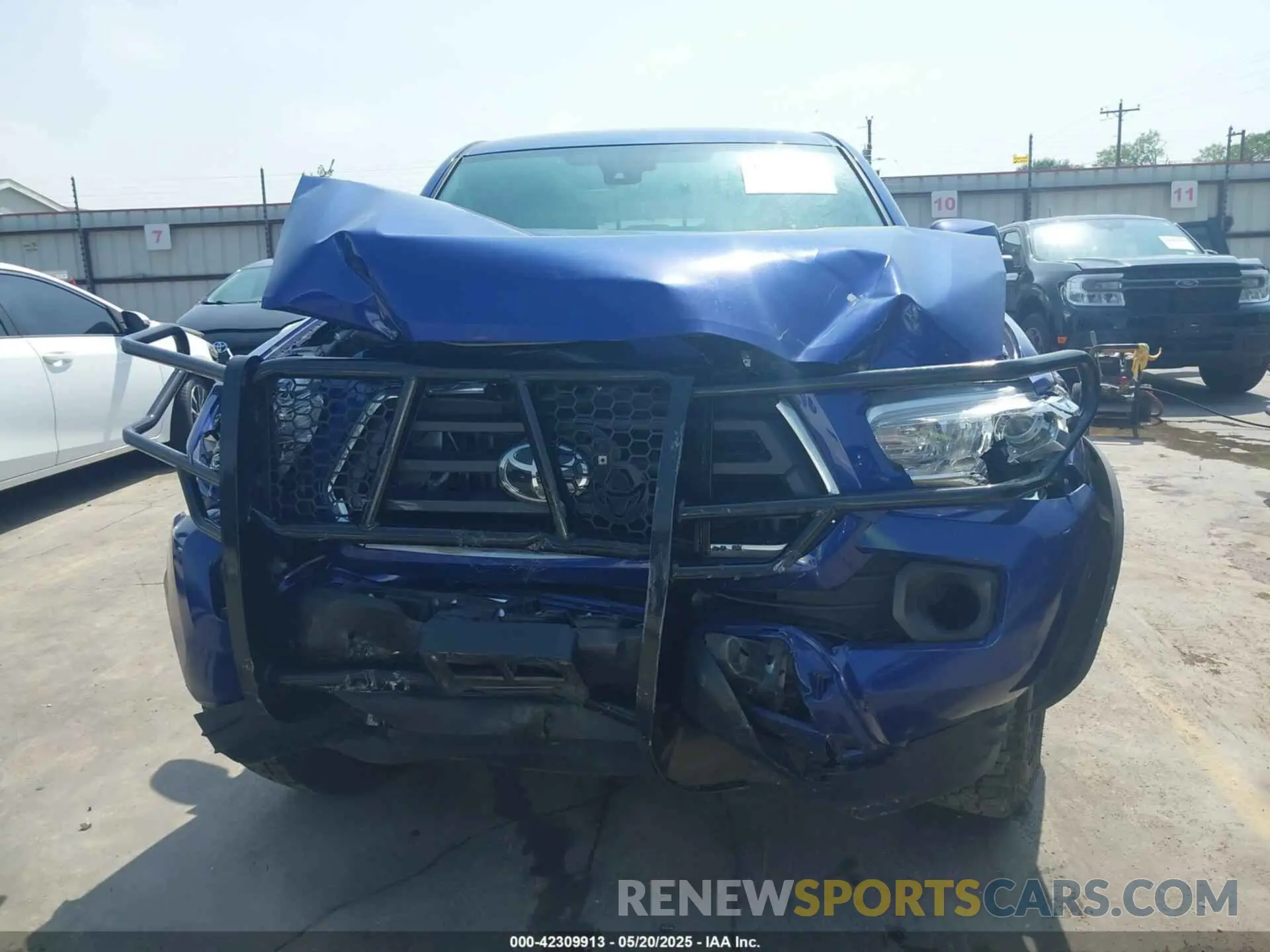 6 fotografías del automóvil dañado 3TMAZ5CN4NM172017 TOYOTA TACOMA 2022