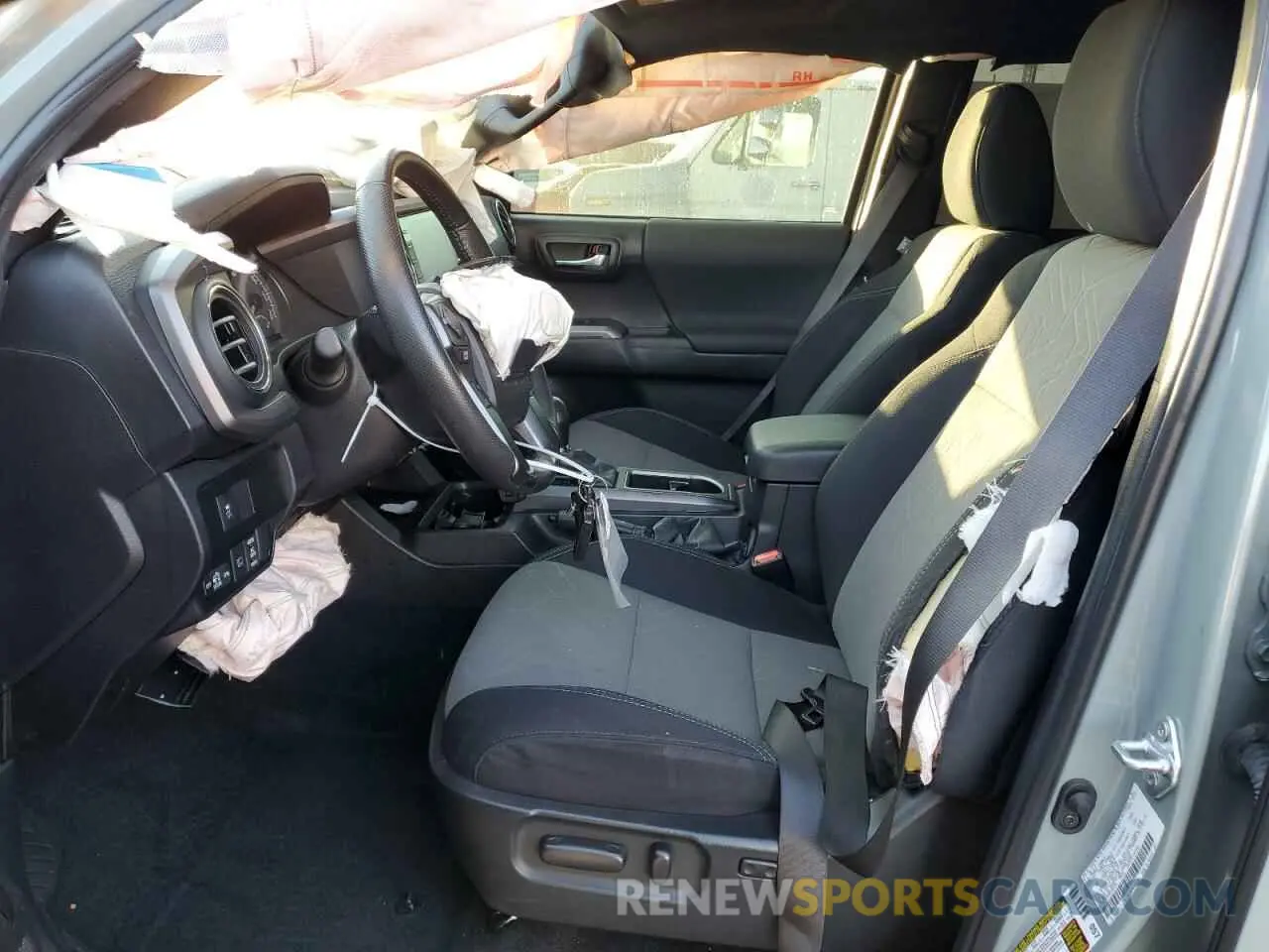 7 fotografías del automóvil dañado 3TMAZ5CN4NM196074 TOYOTA TACOMA 2022