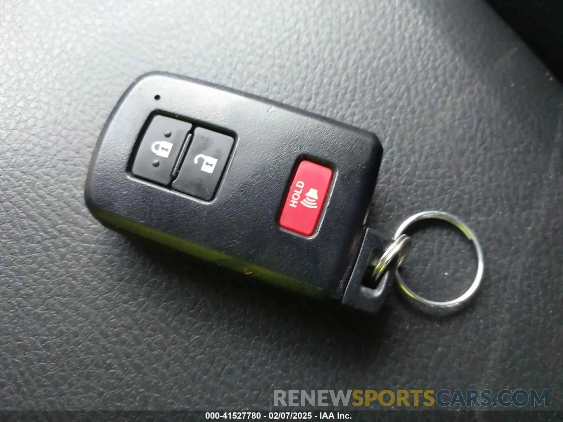 11 fotografías del automóvil dañado 3TMAZ5CN5NM167375 TOYOTA TACOMA 2022