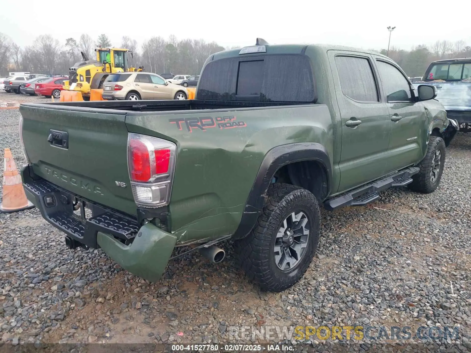 4 fotografías del automóvil dañado 3TMAZ5CN5NM167375 TOYOTA TACOMA 2022