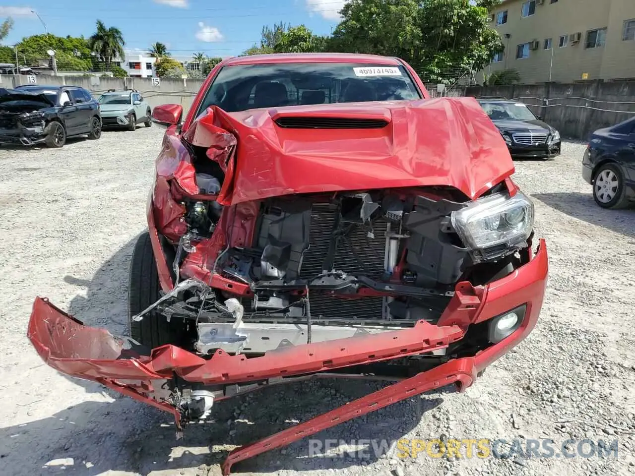 5 fotografías del automóvil dañado 3TMAZ5CN5NM177159 TOYOTA TACOMA 2022