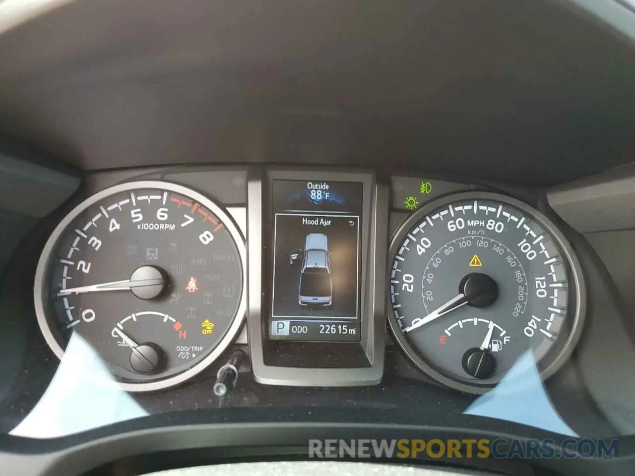 9 fotografías del automóvil dañado 3TMAZ5CN5NM177159 TOYOTA TACOMA 2022