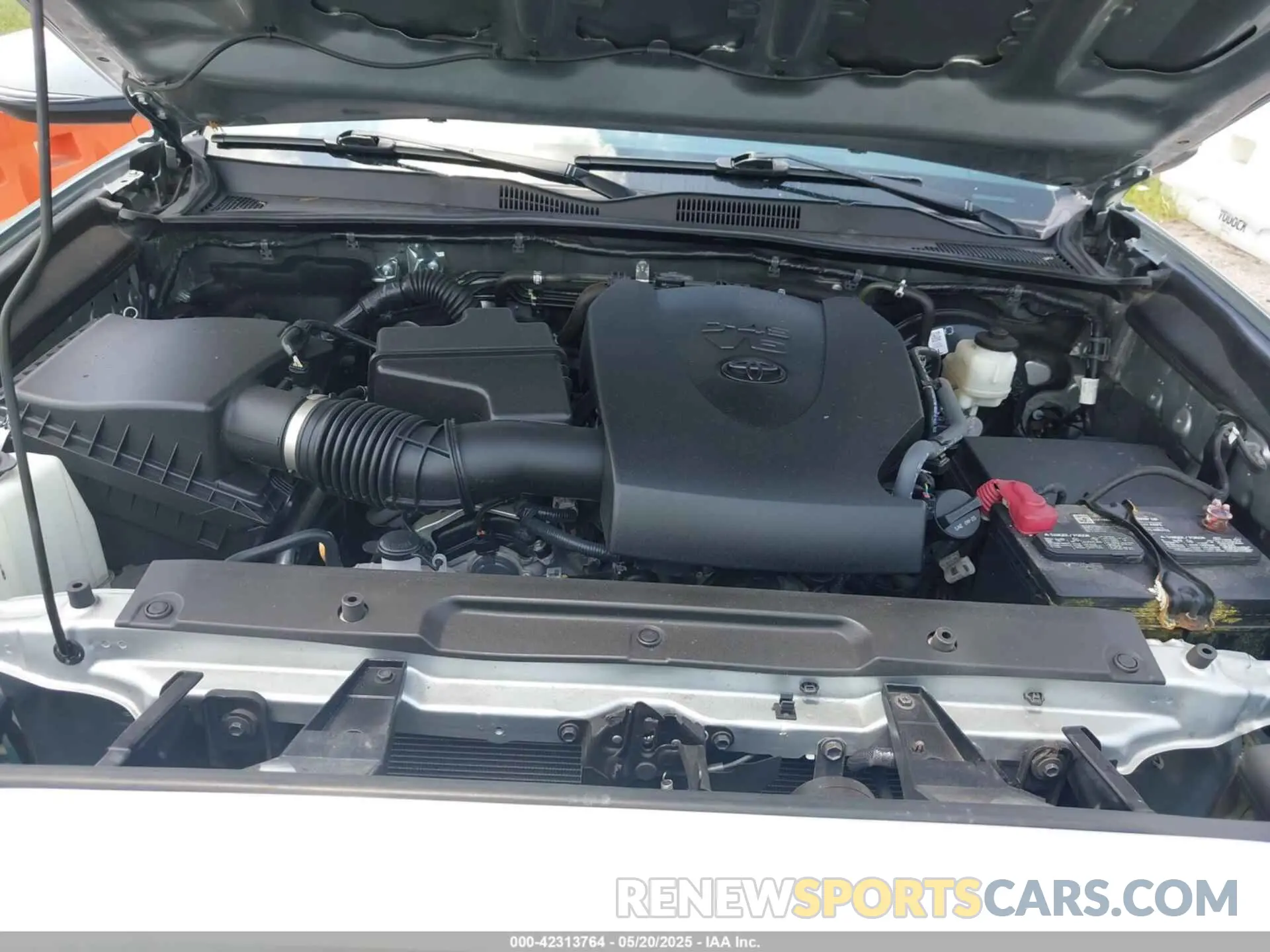 10 fotografías del automóvil dañado 3TMAZ5CN5NM181423 TOYOTA TACOMA 2022