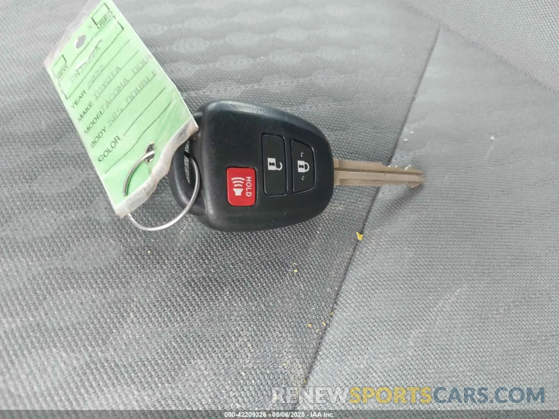 11 fotografías del automóvil dañado 3TMAZ5CN5NM192566 TOYOTA TACOMA 2022