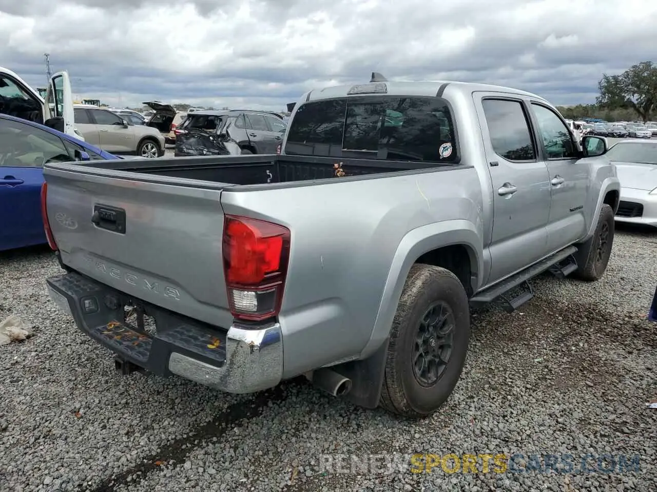 3 fotografías del automóvil dañado 3TMAZ5CN5NM192941 TOYOTA TACOMA 2022