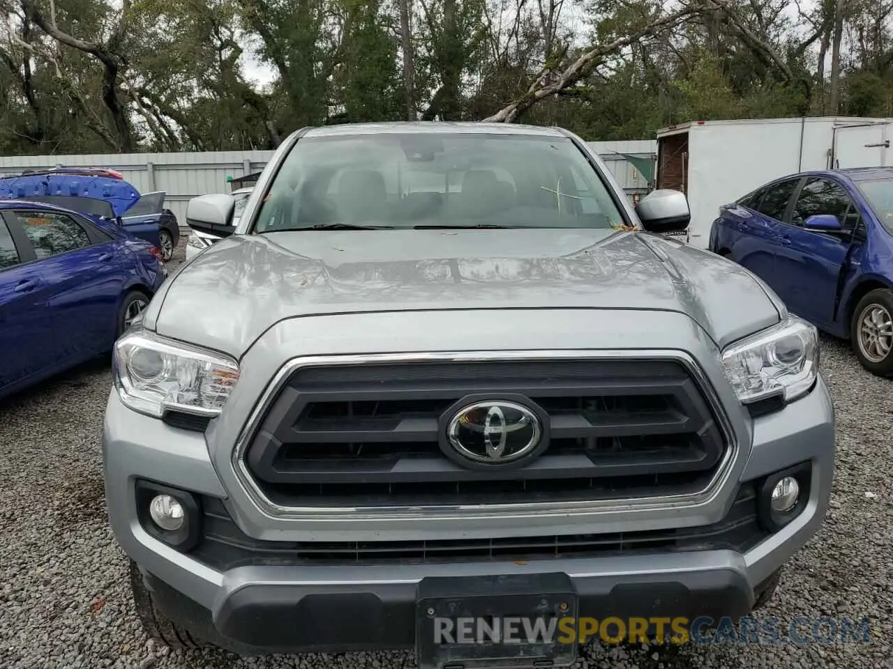 5 fotografías del automóvil dañado 3TMAZ5CN5NM192941 TOYOTA TACOMA 2022