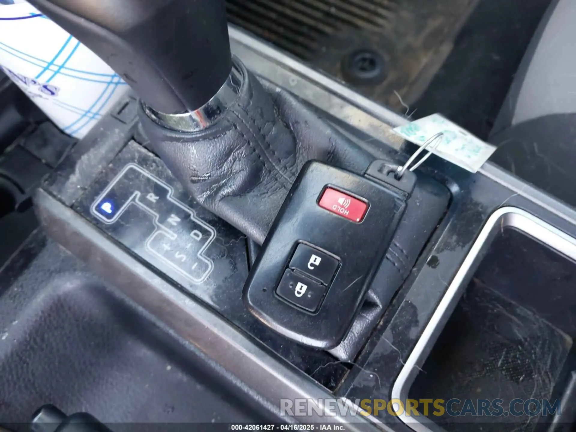 11 fotografías del automóvil dañado 3TMAZ5CN6NM176313 TOYOTA TACOMA 2022