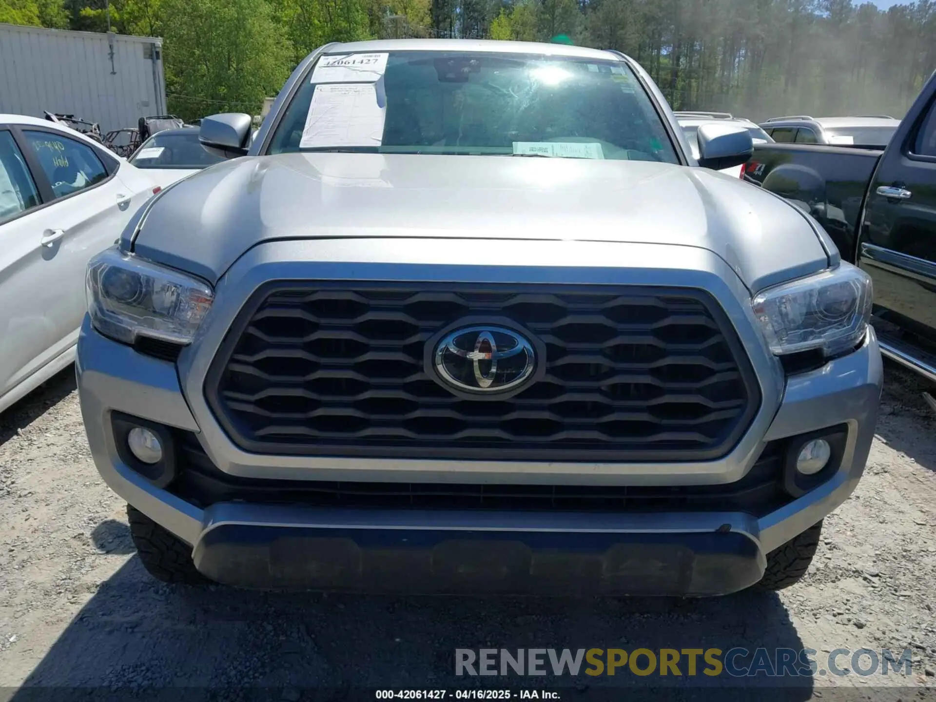 12 fotografías del automóvil dañado 3TMAZ5CN6NM176313 TOYOTA TACOMA 2022