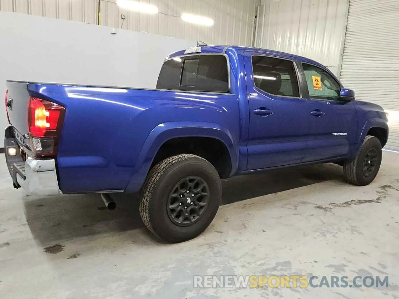 3 fotografías del automóvil dañado 3TMAZ5CN6NM189109 TOYOTA TACOMA 2022