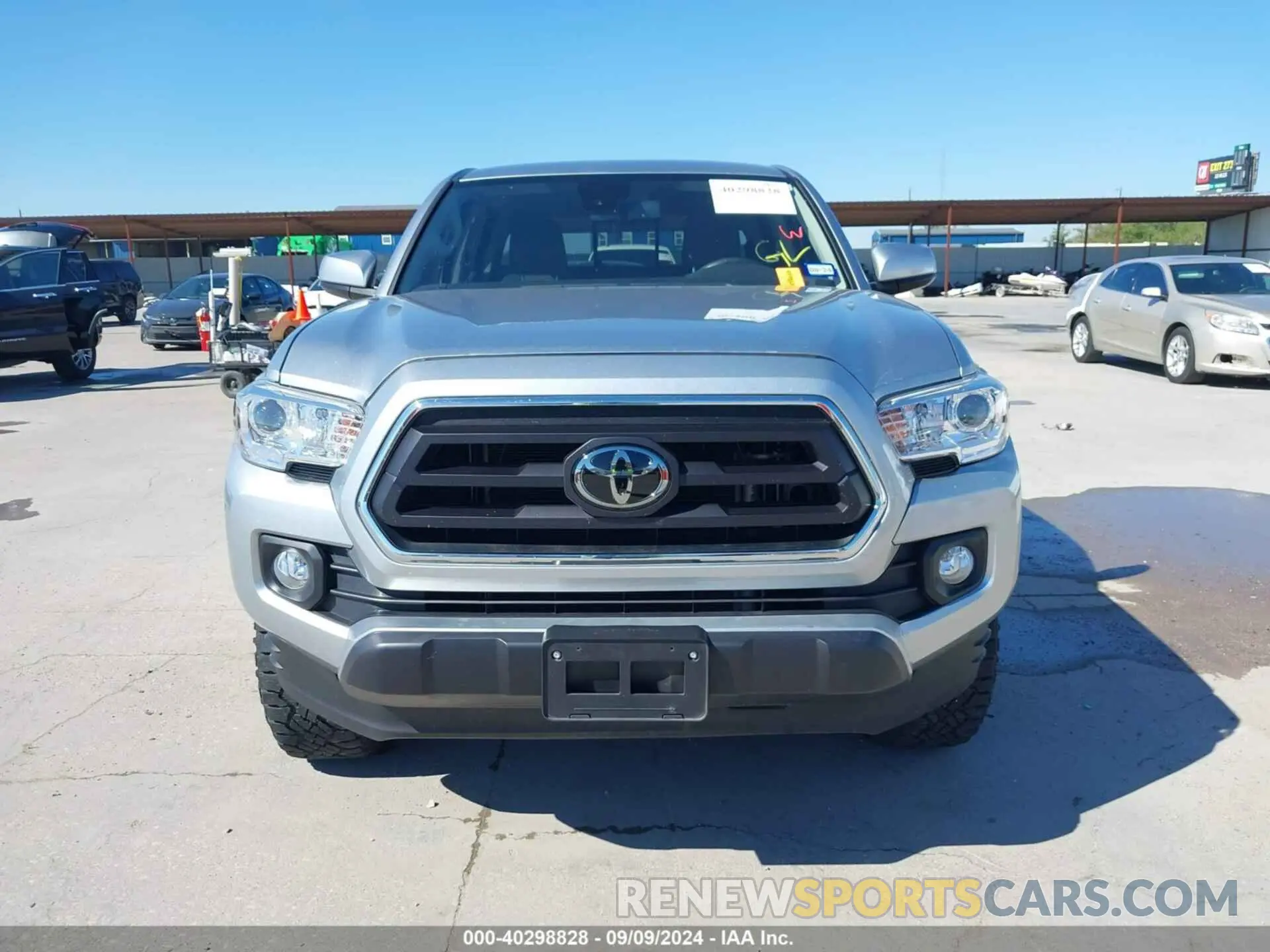 12 fotografías del automóvil dañado 3TMAZ5CN6NM192852 TOYOTA TACOMA 2022