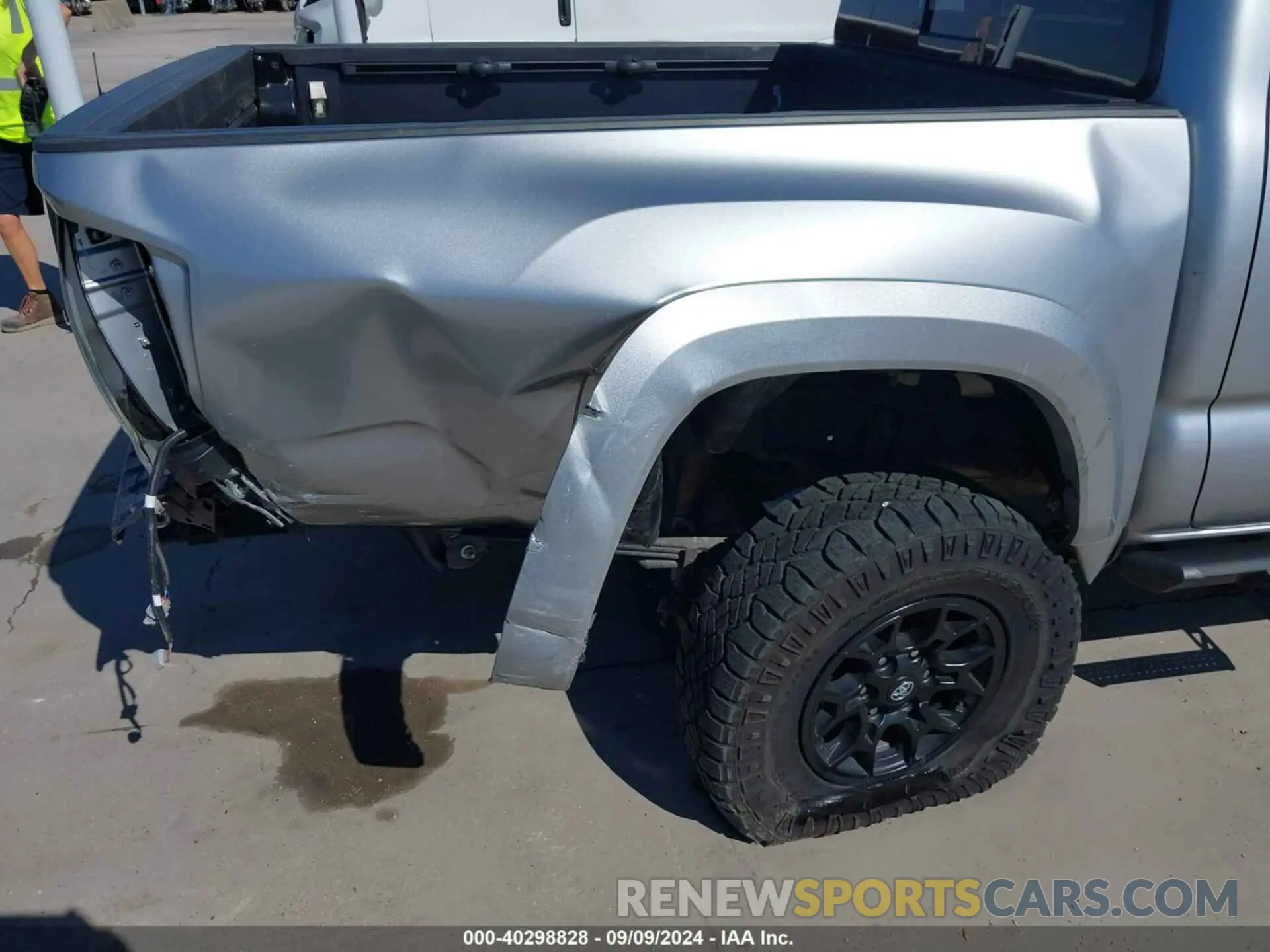 6 fotografías del automóvil dañado 3TMAZ5CN6NM192852 TOYOTA TACOMA 2022