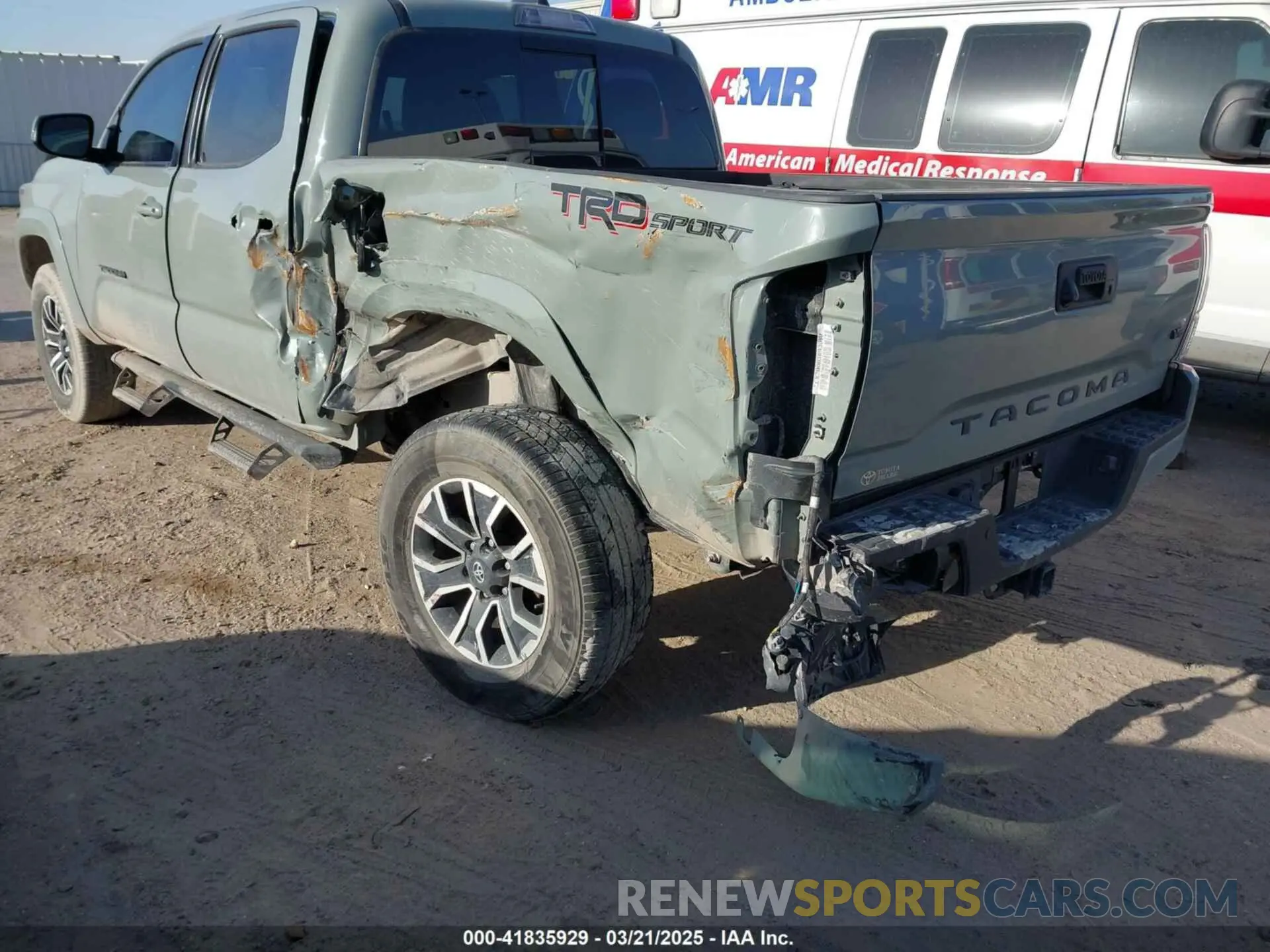 6 fotografías del automóvil dañado 3TMAZ5CN7NM165479 TOYOTA TACOMA 2022