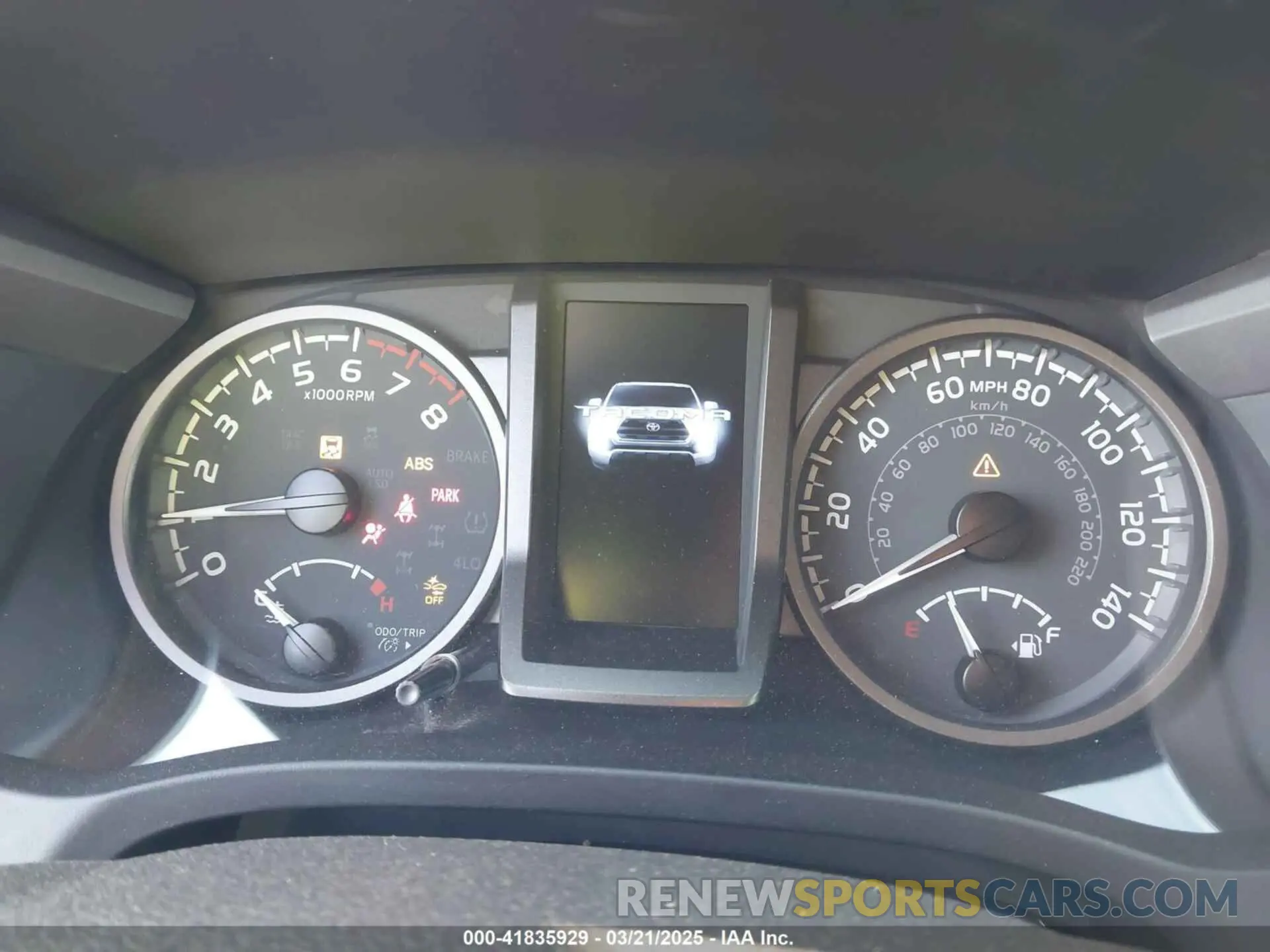 7 fotografías del automóvil dañado 3TMAZ5CN7NM165479 TOYOTA TACOMA 2022
